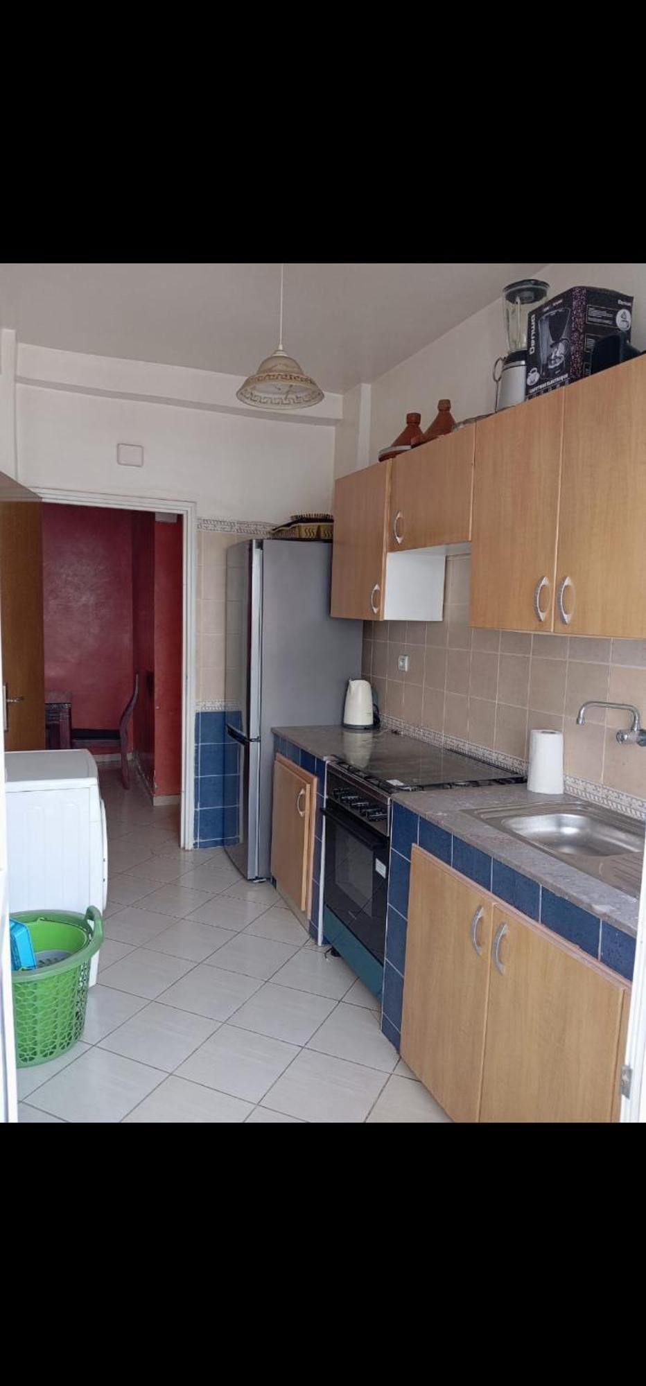 Appartement With Adil Amezing *